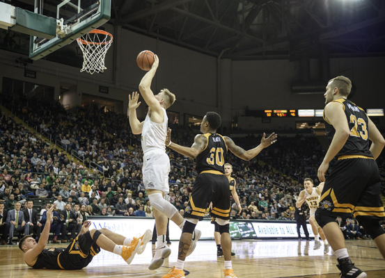 Archdeacon: NCAA-Tournament bound Raiders ‘believe’ in team, each other